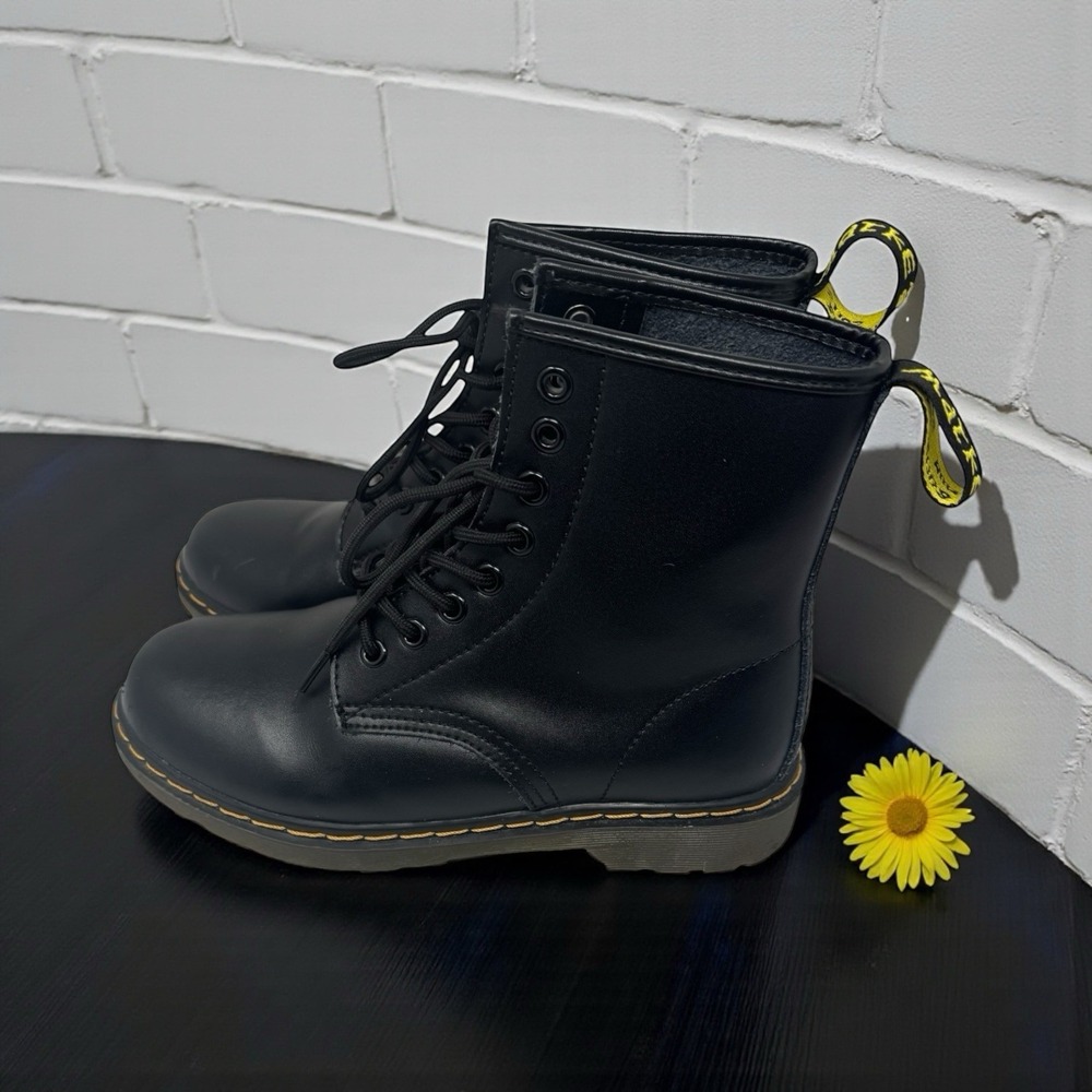 00s Vibe‎ Platform Combat Chunky Boots Edgy Streetwear  Grunge Goth E-Girl 8